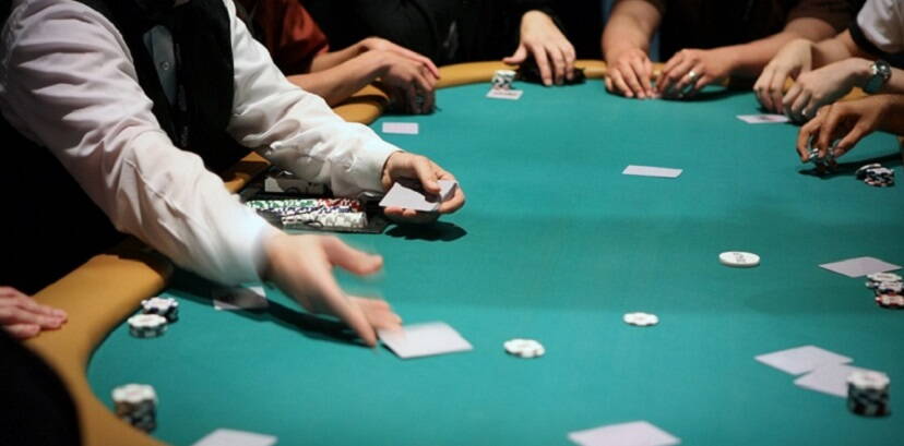 kleine_pokertruniere.jpg kleine_pokertruniere.jpg